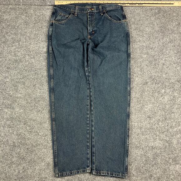 Rustler Jeans Mens Size 32x30 Blue Denim Straight Leg Classic Fit Medium Wash
